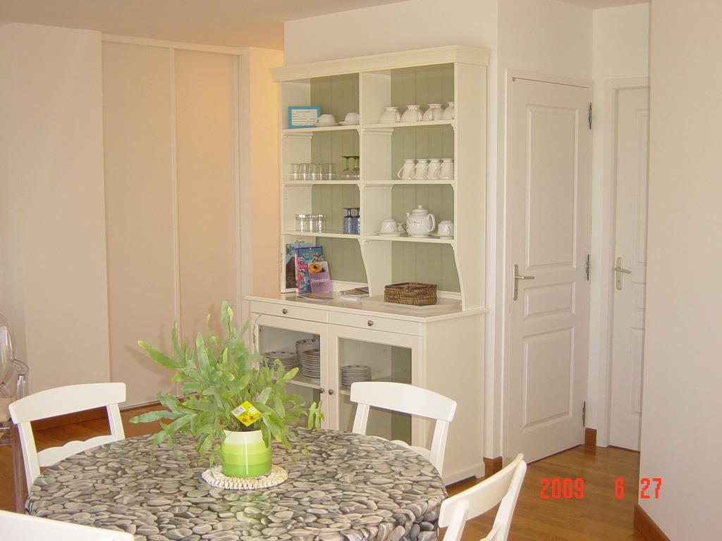 Appartements Et Gite Les Hauts De Sophia Trouville-sur-Mer Exterior photo